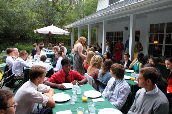 Annual senior breakfast unites Class of 2013