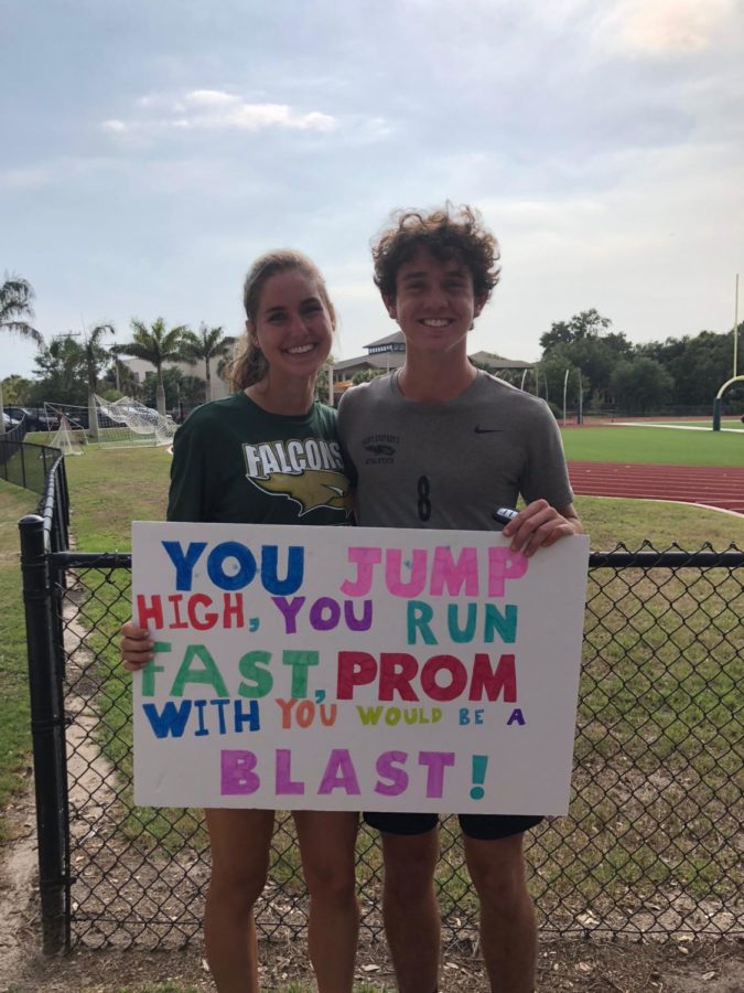 Photo of the Day: Prom-posals