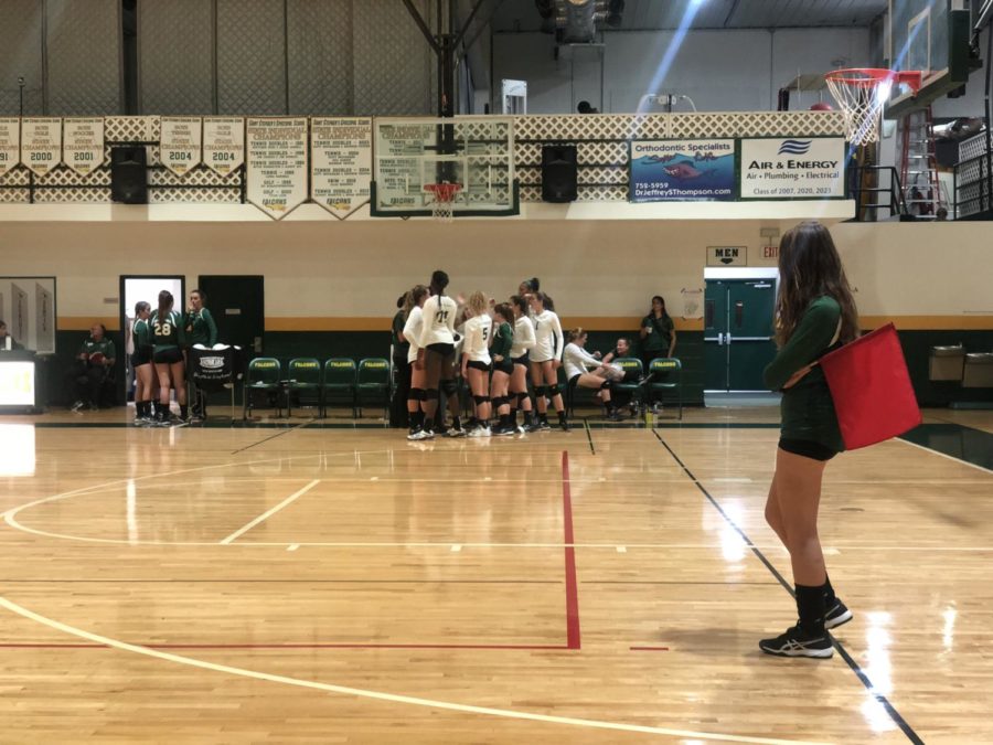 Girls volleyball faces off district rival