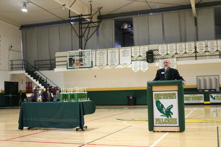 Coach Paoletti gets in place as he is excited to begin the first sports awards of 2018.