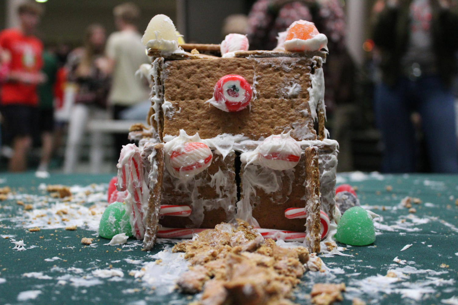 Gallery+of+the+day%3A+Gingerbread+House+and+Candy+Cane+Challenge