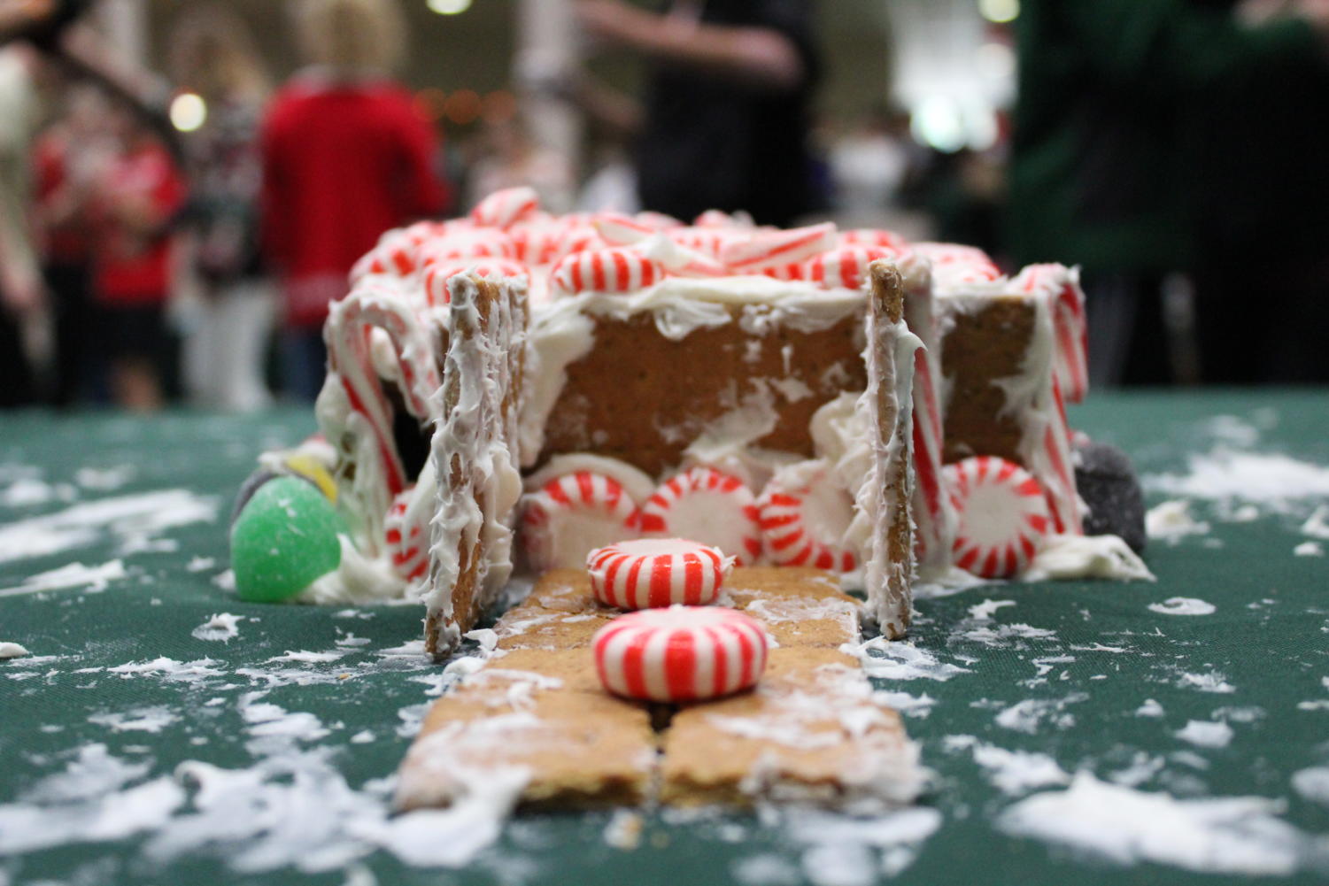 Gallery of the day: Gingerbread House and Candy Cane Challenge