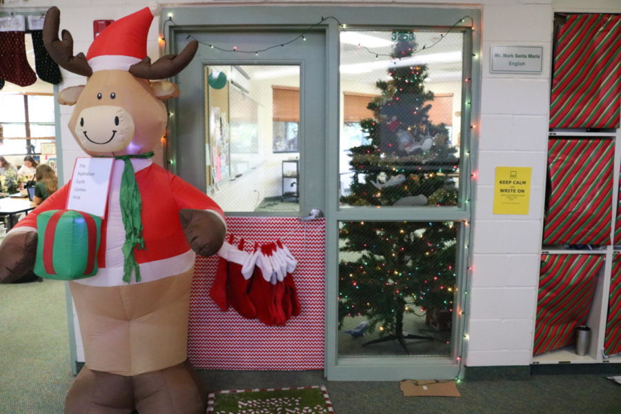 Mr. Santa Marias advisory went all out with the decorated cubbies, the Christmas stockings, and for the first time ever, an inflatable reindeer.
