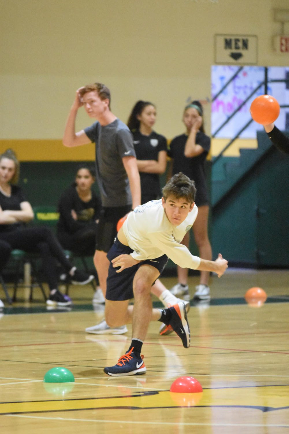 Gallery+of+the+Day%3A+StuCo+Dodgeball+Tournament+close-ups