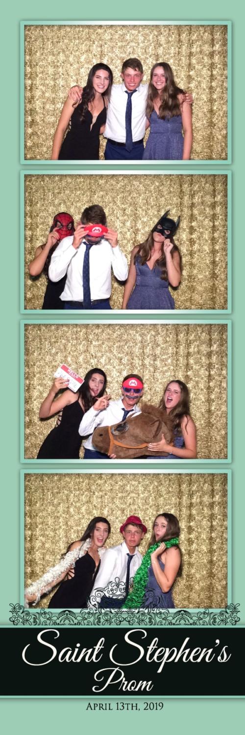 Prom+photo+booth+gallery+%231