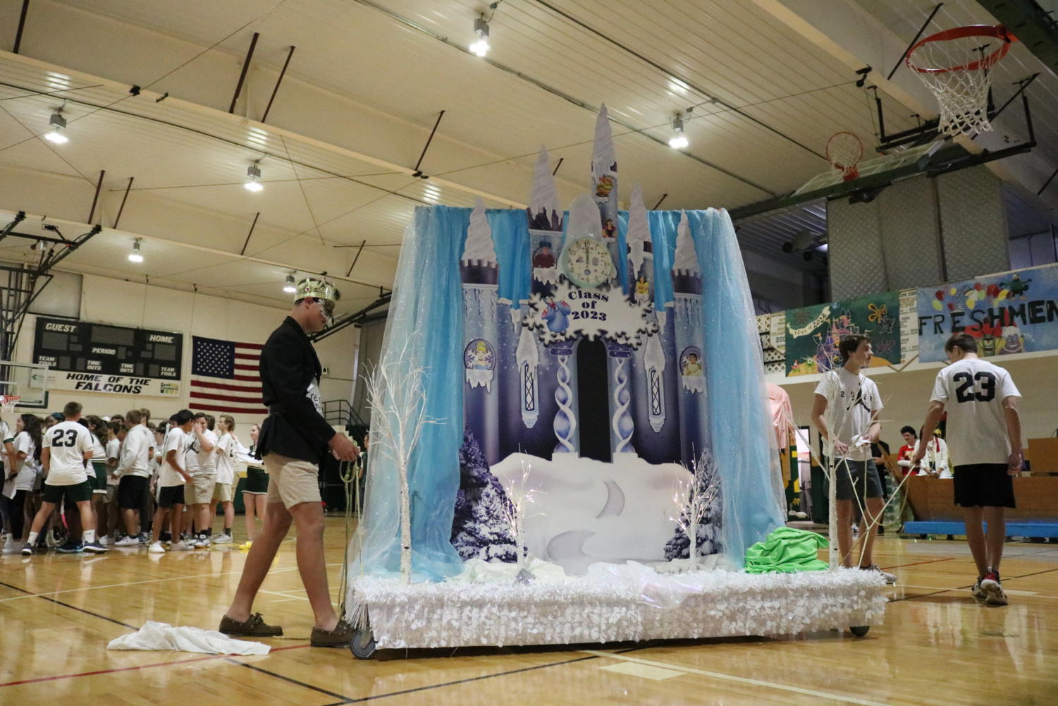 Spirit+week+day+5+photo+gallery%3A+Float+and+Skit