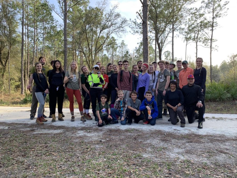 The seniors took a first day photo before they went off to clear the trails.