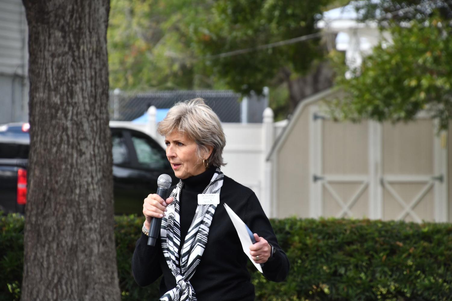 Grandparents+Day+takes+over+SSES+campus