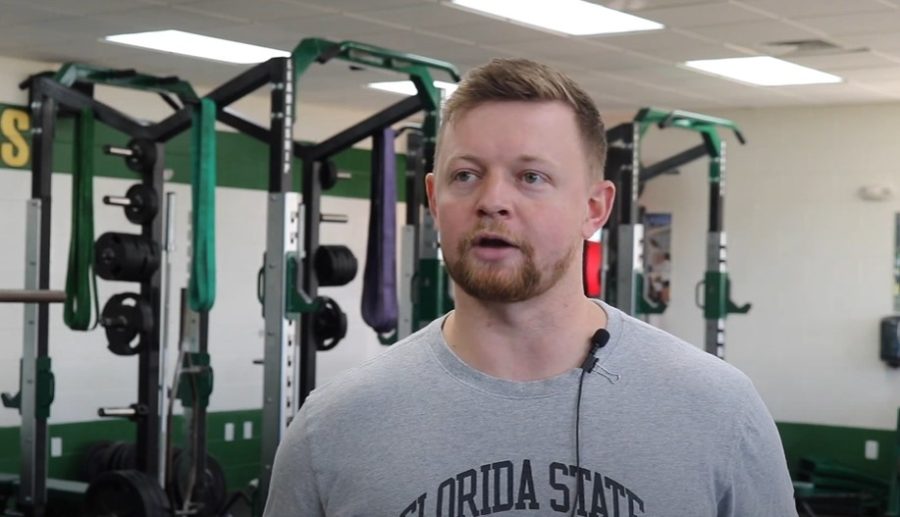 Video: Girls weightlifting team soars in inaugural season