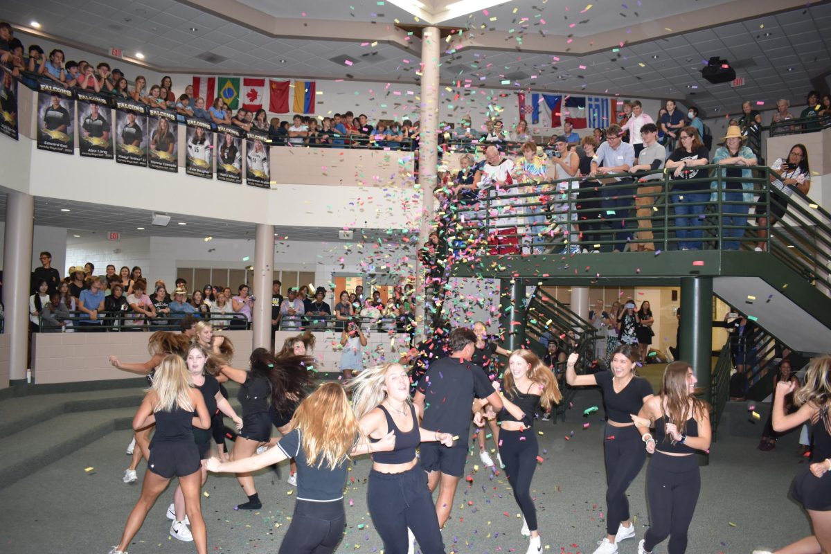 The senior class ending their show with confetti. 