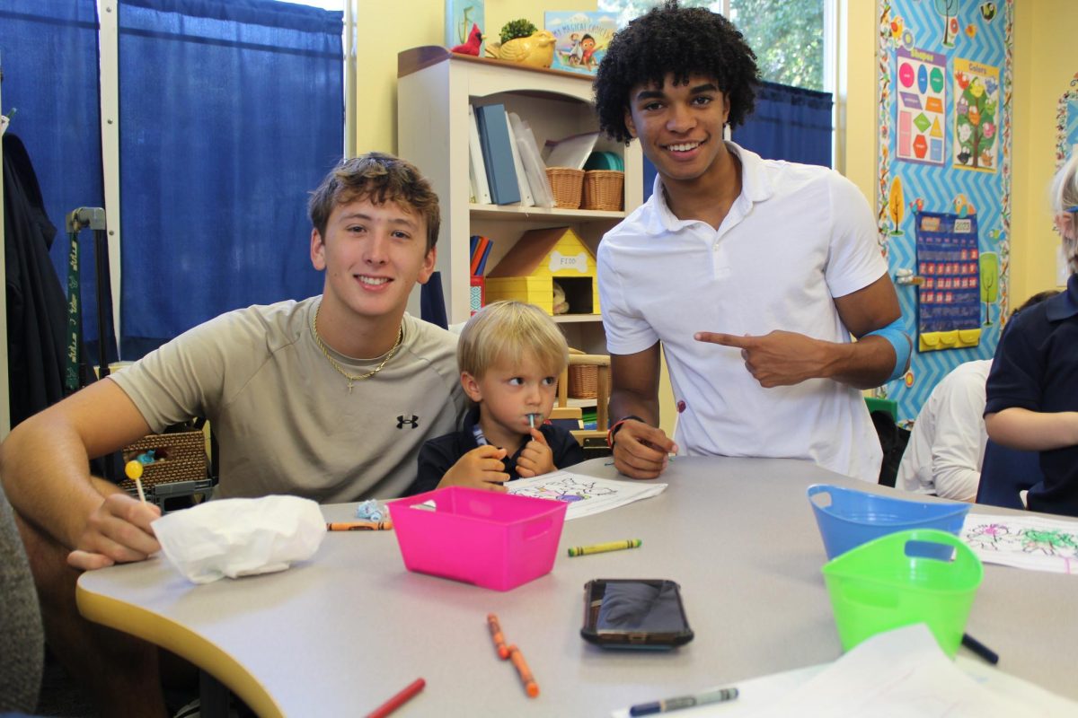   On Wednesday, September 20th, Saint Stephen’s students of all grades came together with their Falcon Friends for a day of activities and socializing. Here are some shots captured by senior Associate Editor Cassidy Miller.